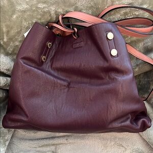 Elegant Burgundy Leather Tote Bag
